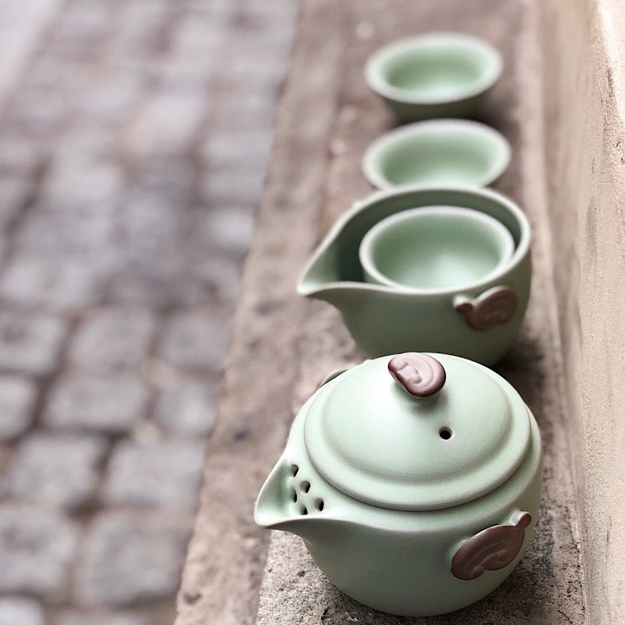 Porzellan Tee Travel Set in grün