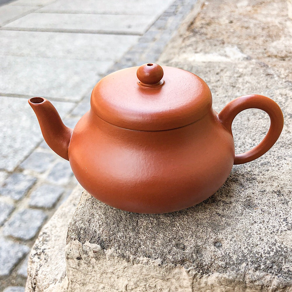Yixing Hongni Junde Teapot